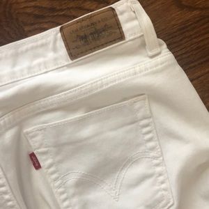 White Levi Capris.